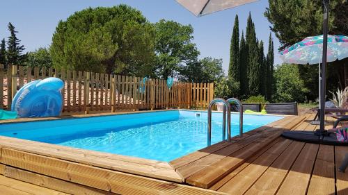 Montauroux Bed & Breakfast | Discover Mas Orféo: Oceanfront Paradise with Pool & Views