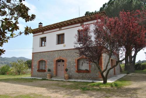 Alforja House | Pet-Friendly Mas Perdiueta with Ocean Views & Pool Access