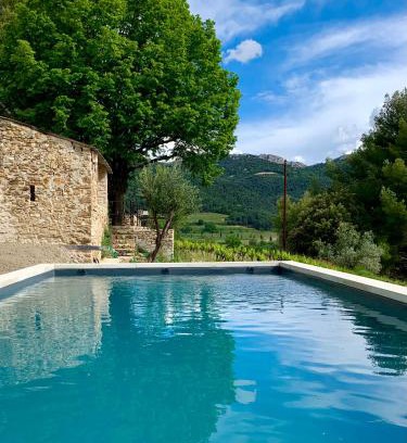 Sablet Villa | Mas Provençal climatisé avec piscine chauffée