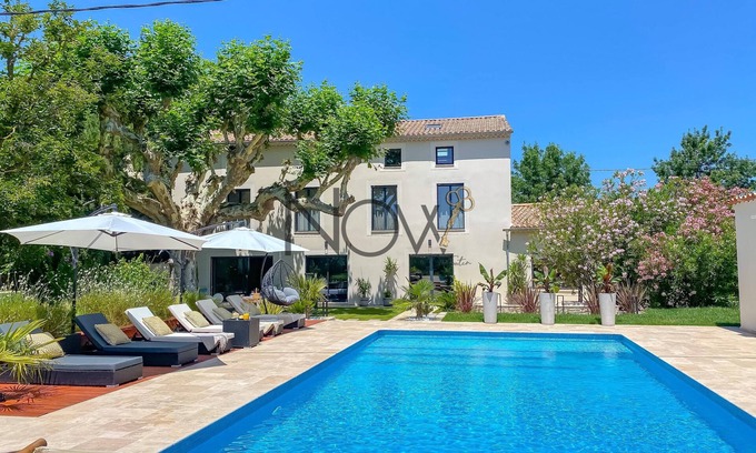 Le Thor Other | Renovated Mas Provençal with Pool in a Scenic Landscape