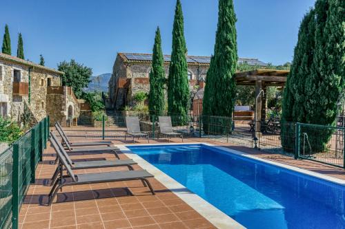 Mollet de Peralada House | Unforgettable Stay at Mas Renart - Rated 9.7/10