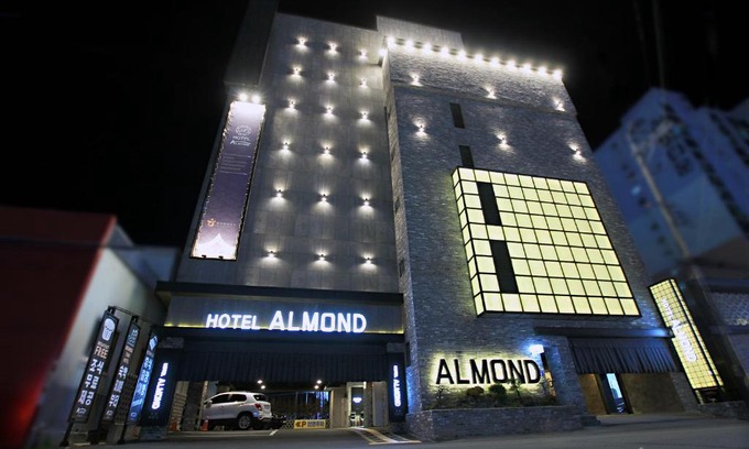 Masan Hotel | Inviting Masan Almond Hotel: Spa, Breakfast & Family-Friendly