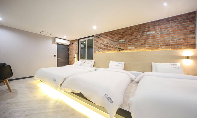 Masan Hotel | Top-Rated Masan First Class Hotel with Breakfast Included