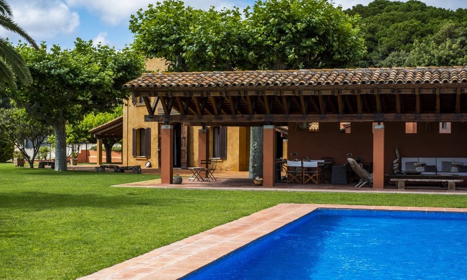 Sant Vicenc de Montalt Villa | Discover Masia Balís: Oceanfront Villa with Pool & Spa
