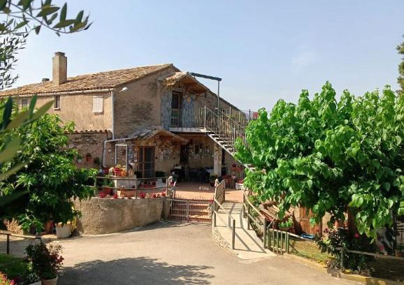 Castellnou de Bages Apartment | Discover Masia La Roca: Oceanfront Retreat with Pool