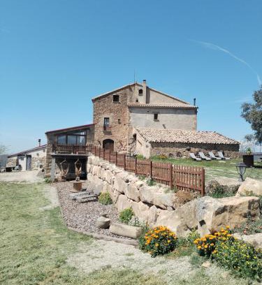 Biosca House | Oceanfront Escape at Masia Manonelles: Rated 9/10 by Guests