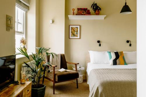 Camden Town with Primrose Hill Apartment | Experience Mason & Fifth in Beautiful Primrose Hill