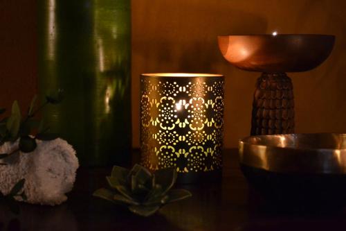 Saint-Georges-sur-la-Pree House | Discover Tranquility at Massages du Monde with Ocean Views