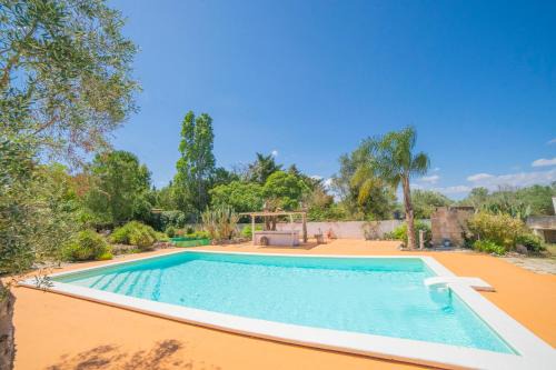 San Donato di Lecce Apartment | Relax at Masseria Le Palmentelle: Pool, Garden & Pet-Friendly