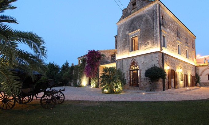 Rossano House | Discover Masseria Mazzei: Ocean View & Spa Retreat