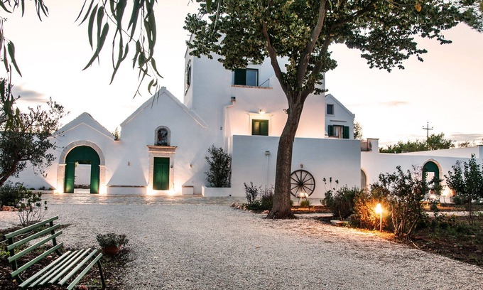 Martina Franca Bed & Breakfast | Unforgettable Masseria San Michele with Pool in Puglia