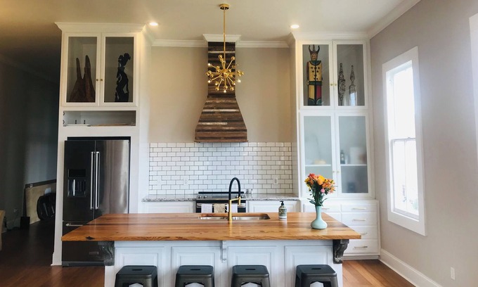Vicksburg House | Exceptional Massey’s on Grove: River View Whole House