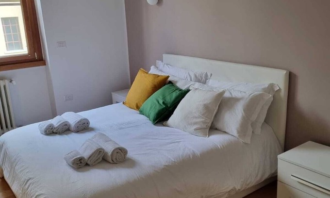 Giambellino Apartment | Cozy Massis House with Terrace and Family-Friendly Amenities