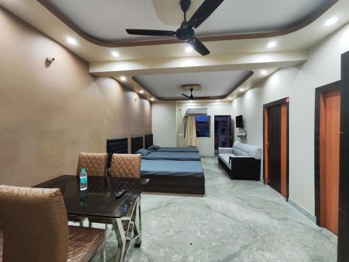 Kolkata Apartment | Spacious 3BHK Apartment for Groups & Families to Enjoy