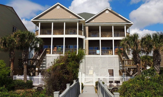 Surfside Beach House | Oceanfront Beach House Ideal for Reunions and Golf Getaways