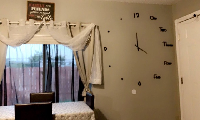 Bakersfield House | Cozy Master Bedroom with Shared Bathroom & Great Amenities
