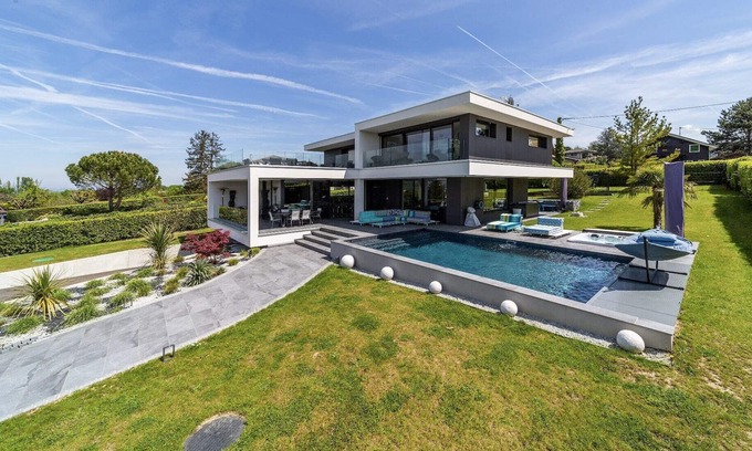 Messery Villa | Master Villa 47 Summa