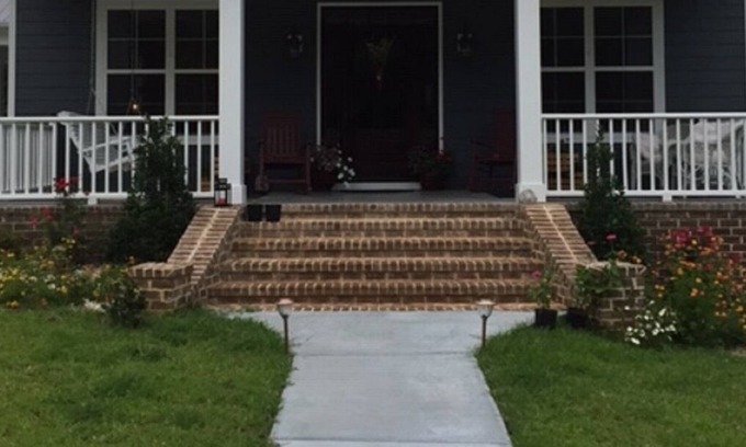 Bath House | Ideal Masters Golf Tournament Rental for Your Stay