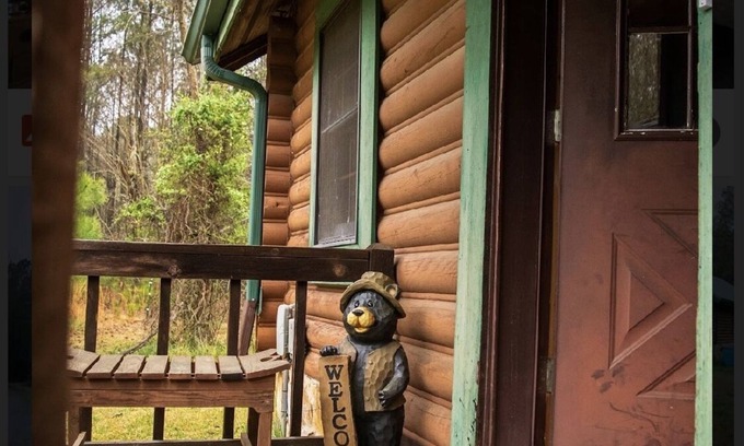 Washington Cabin | Masters Tournament Log Home: Perfect for Family Gatherings