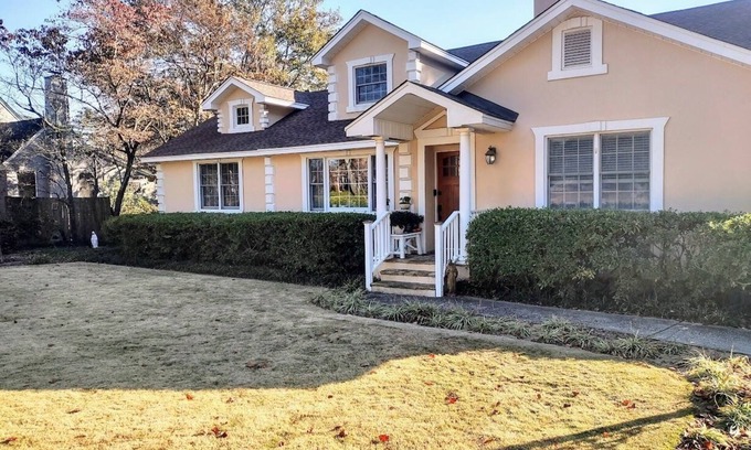 Forest Hills House | Ideal Masters Week Rental for Family-Friendly Getaways