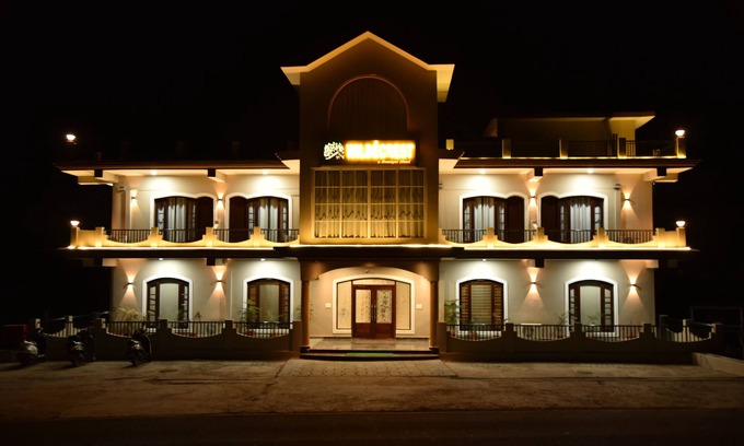 Chachian Hotel | Comfortable Stay at Mastiff Hotel Gopalpur with Dining
