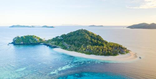 Matamanoa Island Resort | Relax at Matamanoa Island Resort: 4-Star Beachfront Bliss