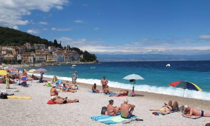 Sveta Jelena House | Oceanfront Matea by Interhome: Pet-Friendly Paradise