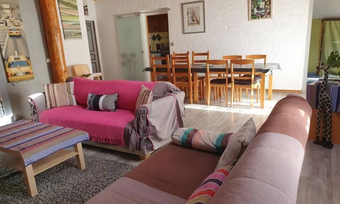 Matemale Apartment | Cozy Matemale T3 Apartment with Balcony and Spa Access