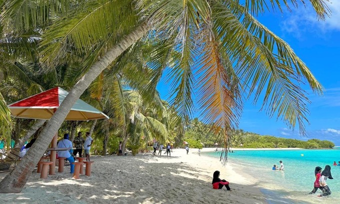Mathiveri House | Oceanfront Mathiveri Beach View with Spa and Restaurant