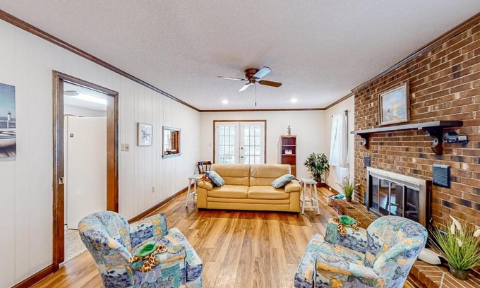 Newport House | Family-Friendly Retreat at Matilda's Place Awaits You