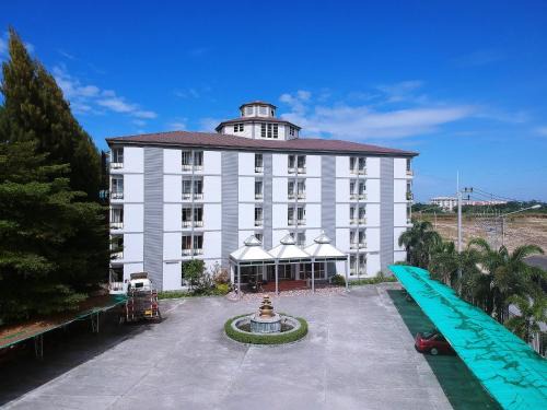Phan Thong Hotel | Family-Friendly Getaway at Matini Amata Hotel
