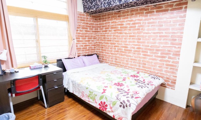 Matsuyama Apartment | Family-Friendly Retreat at Matsuyama Bace 2F Awaits You