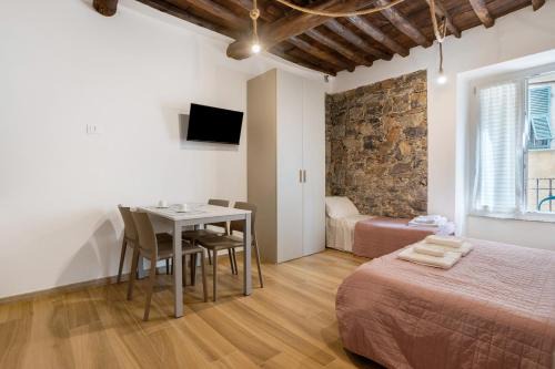 La Spezia Historic Centre Apartment | Matt House