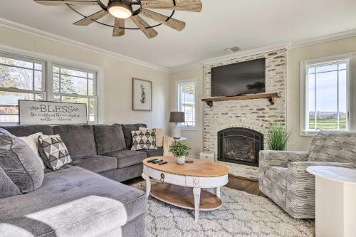 Mattituck House | Cozy Mattituck Home with Fireplaces - Close to Wineries