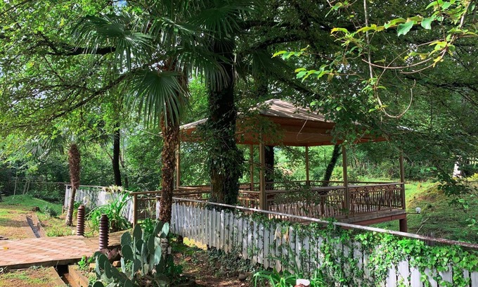 Jvari House | Cozy Matua Guest House with Pool and Family-Friendly Perks