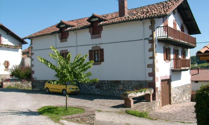 Zozaia House | Family-Friendly Retreat at Matxingonea I y II - 9/10 Rated