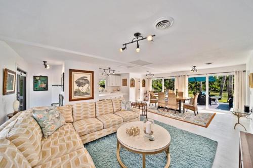Sanctuary House | Family-Friendly Mau Maus Cottage: Your Cozy Retreat Awaits