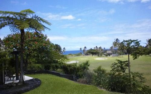 Punaluu Apartment | Discover Mauna Kai'iki: Family-Friendly with Pool & Hot Tub