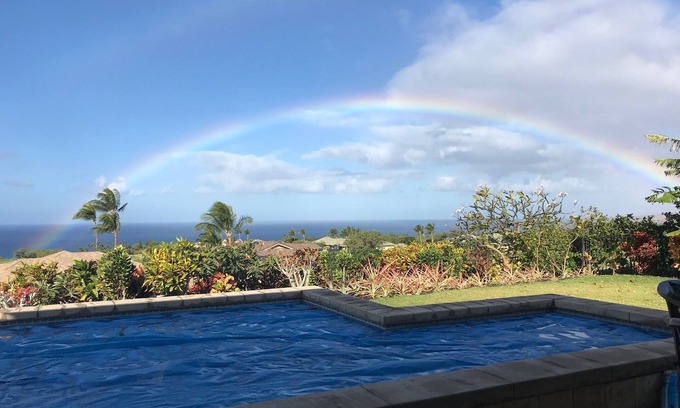 Kamuela House | Hikialani: Breathtaking Ocean Views & Heated Pool Retreat