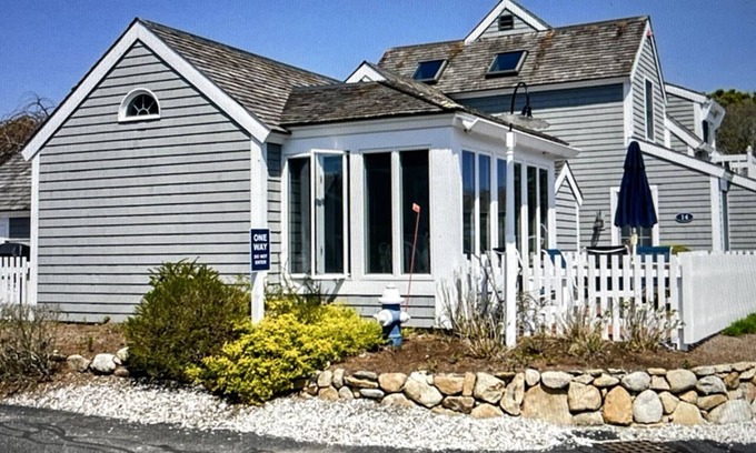 Mashpee House | Maushop: Ideal Ocean View Retreat for Your Getaway