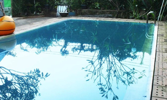 Mampang Prapatan Hotel | Family-Friendly Maven Buncit: Relax by the Pool & Spa