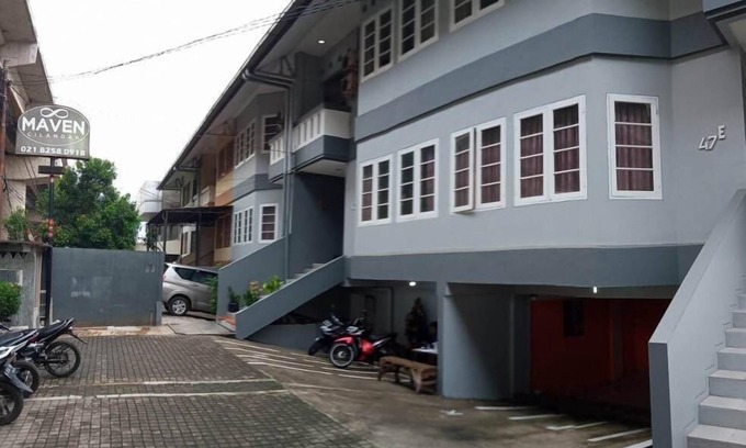 Cilandak Hotel | Budget-Friendly Maven Cilandak with Breakfast & Family Options