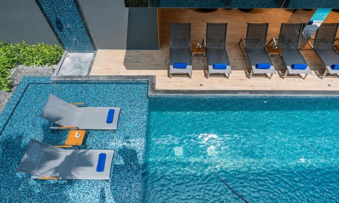 Hua Hin Hotel | Stylish Maven Hotel Hua Hin: Family-Friendly with Pool
