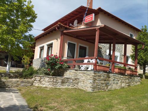 Chrysokastro House | Explore Mavridis House: Oceanfront, Pet-Friendly Retreat