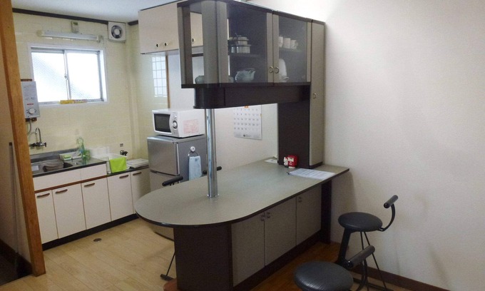 Kasuga Apartment | Top-Rated 5-Person Stay with Kitchen Near Kasuga Station