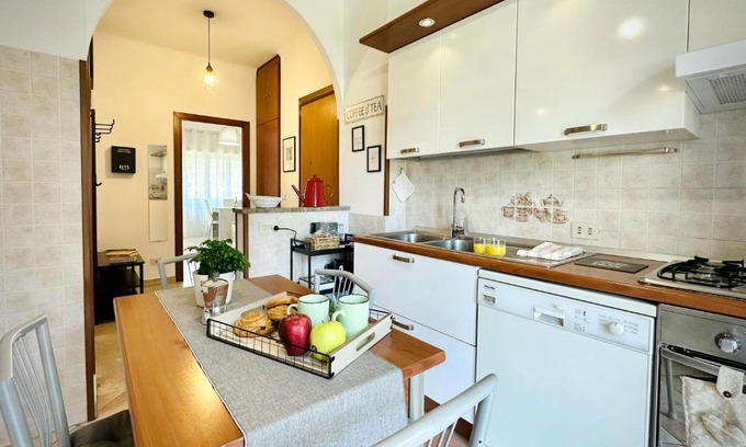 Zona I Val Melaina Apartment | MAX Apartment: Family-Friendly Stay with 9.8 Guest Rating