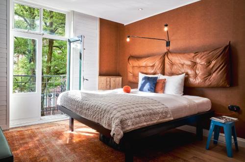 Museum Quarter Hotel | Explore Max Brown Hotel Museum Square - Pet Friendly & Breakfast