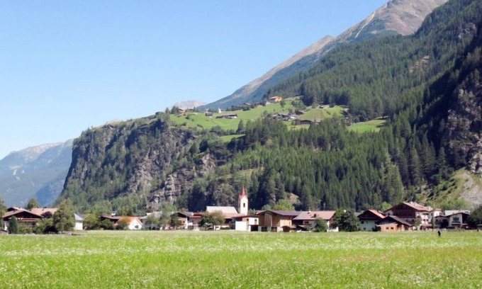 Huben Apartment | Relax at Max by Interhome with Lake Views and Spa Access