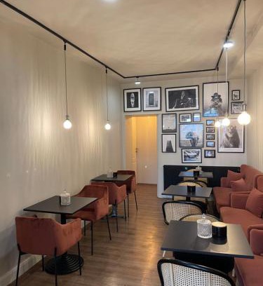 Friedrichstadt Hotel | Convenient MAX Hotel Düsseldorf with Self-Check-in