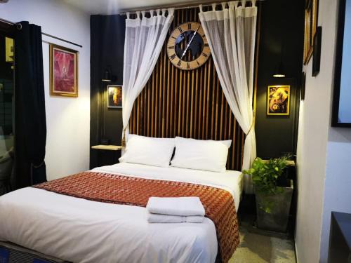 Jomtien House | Family-Friendly Max's Beach House with 4-Star Comfort